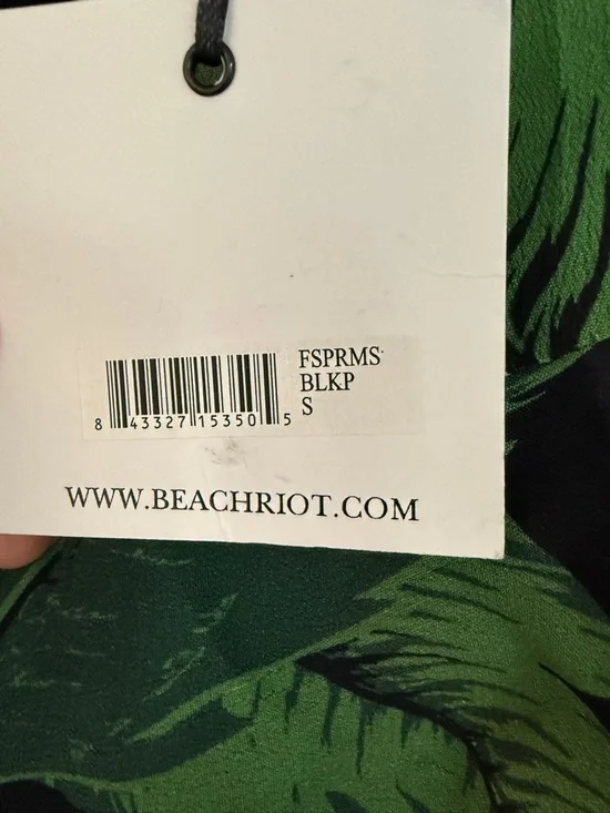 Beach Riot Rachel skirt in Black Palm - Picture 2 of 5